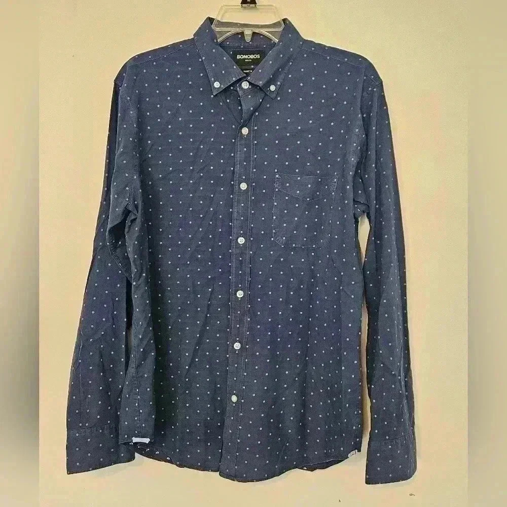 BONOBOS Tailored fit Button Down Size Medium - image 1